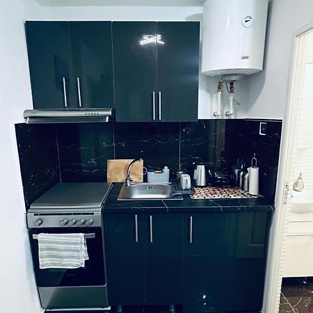 Апартаменти Amazing 1 Bed Flat Крайова Екстер'єр фото
